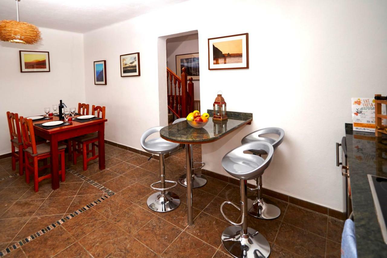 Casa Margarita - Shared Pool - Close To Seafront Promenade Punta Mujeres 外观 照片
