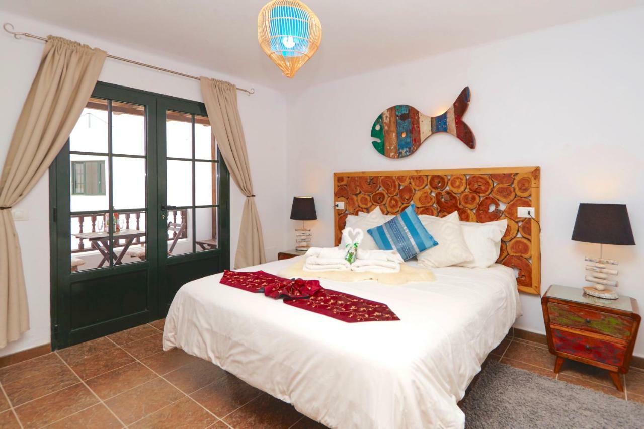 Casa Margarita - Shared Pool - Close To Seafront Promenade Punta Mujeres 外观 照片