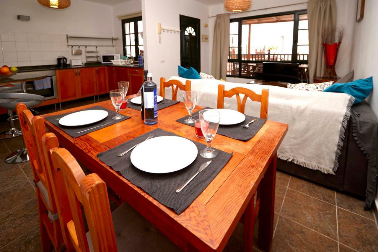 Casa Margarita - Shared Pool - Close To Seafront Promenade Punta Mujeres 外观 照片